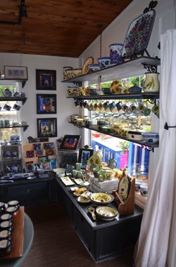 4 Winds Nest Gift Shop Canadian Artisans